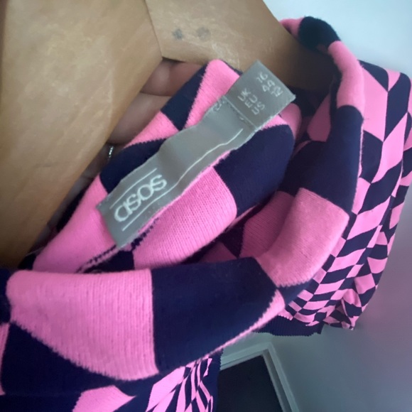 ASOS Boxy chevron Sweater in Pink and Navy - Picture 3 of 4